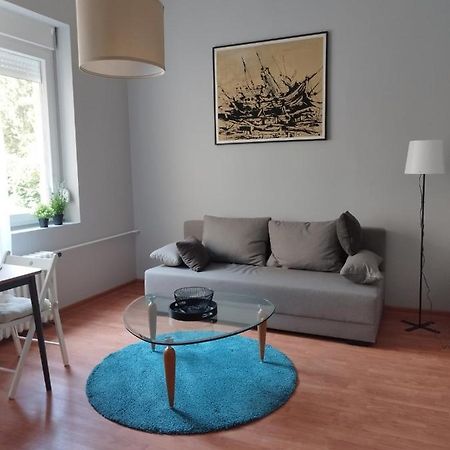 נובי סאד Eva Apartment מראה חיצוני תמונה